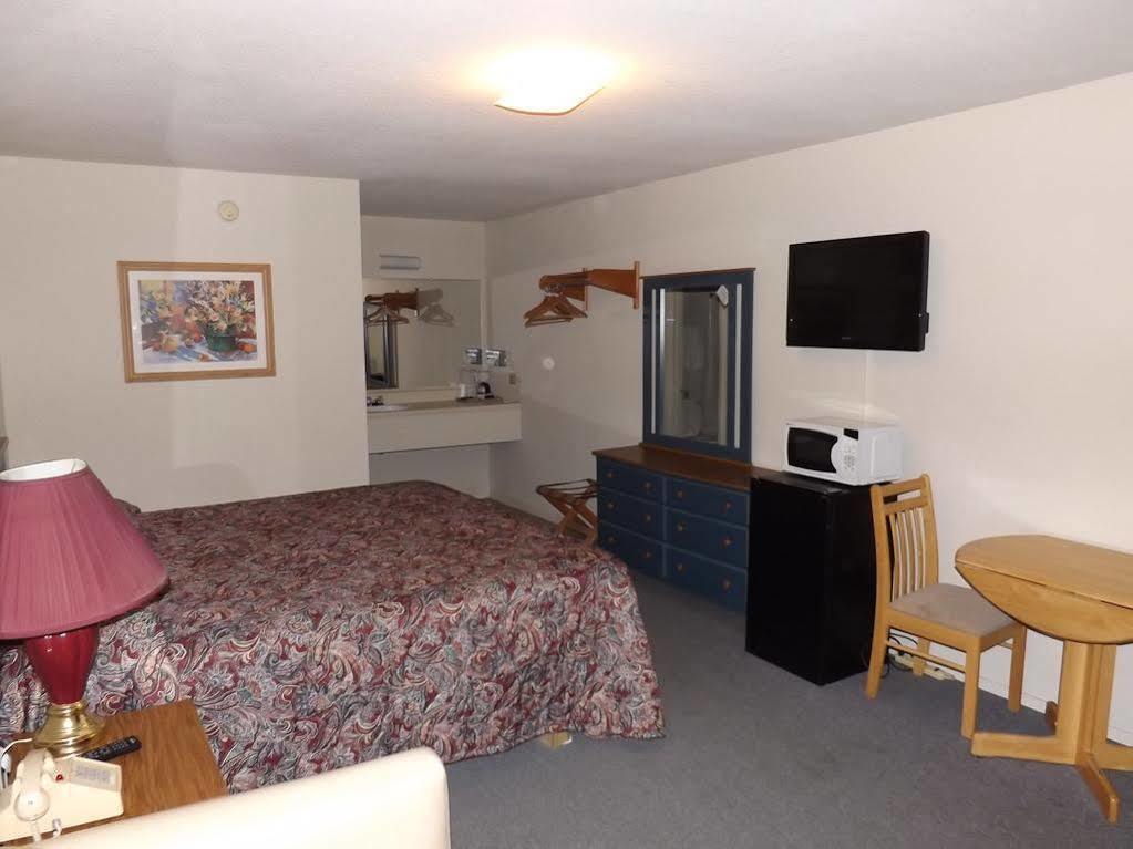 Albany Inn & Rv Campground Exteriör bild